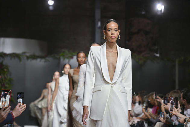 October 21, 2026, Madrid, Spain: A model parades with design ANMARGO during ATELIER COUTURE 16.Âª edicion, Fashion Week in Real Fabrica de Tapices. Madrid Spain  - ZUMAs197 20261021_aaa_s197_809 Copyright: xAtilanoxGarciax