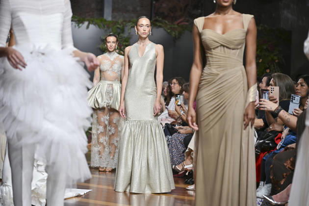 October 21, 2026, Madrid, Spain: A model parades with design ANMARGO during ATELIER COUTURE 16.Âª edicion, Fashion Week in Real Fabrica de Tapices. Madrid Spain  - ZUMAs197 20261021_aaa_s197_821 Copyright: xAtilanoxGarciax