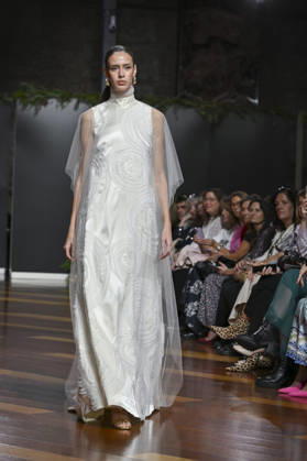 October 21, 2026, Madrid, Spain: A model parades with design ANMARGO during ATELIER COUTURE – 16.ª edición, Fashion Week in Real Fabrica de Tapices. Madrid Spain - ZUMAs197 20261021_aaa_s197_755 Copyright: xAtilanoxGarciax