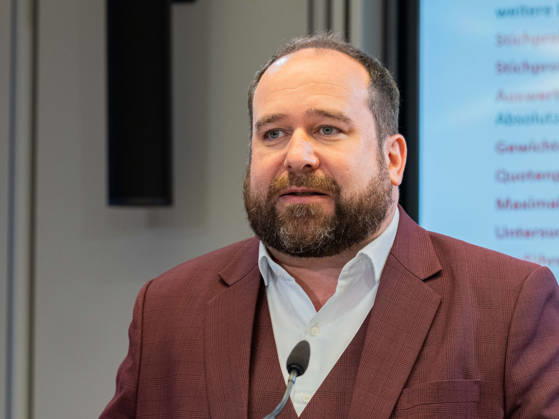 2026-10-22-Präsentation im BMLUK Geschäftsführer Haselmayer (IFDD) am 22. Oktober 2026 bei der Präsentation einer Studie zu Lebensqualität in Gemeinden und Perspektiven für lebendige Regionen im Bundesministerium für Land- und Forstwirtschaft, Klima- und Umweltschutz, Regionen und Wasserwirtschaft in Wien, Wien, Österreich .