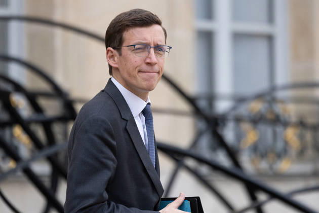 Weekly Cabinet Meeting - Paris Education Minister Edouard Geffray leaves after attending the weekly cabinet meeting at the Elysee Palace in Paris on October 22, 2026. Photo by Raphael Lafargue ABACAPRESS.COM Paris France  Copyright: xLafarguexRaphael ABACAx