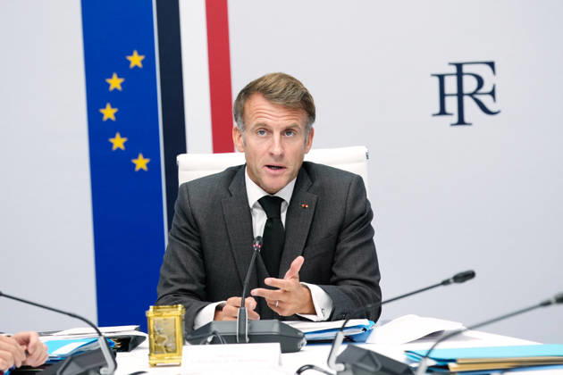President Macron At A Security Council - Paris French President Emmanuel Macron, attends a security council at the Elysee Palace in Paris, Thursday, Oct. 22, 2026. Photo by Teresa Suarez Pool ABACAPRESS.COM Paris France  Copyright: xSuarezxTeresa Pool ABACAx