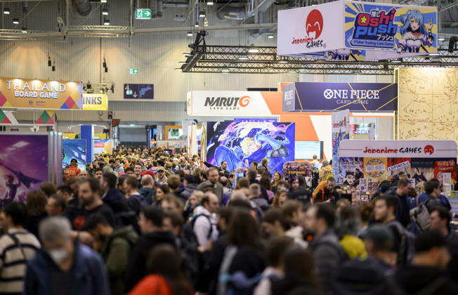 News Bilder des Tages Besucher und Besucherinnen in den Messenhallen, Halle 5. Sammelkartenspiele, One Piece, Naruto, sushi push, am 22.10.2026 Messe SPIEL Essen vom 22.10 - 25.10.2026 in E s s e n Deutschland. Grugahalle
