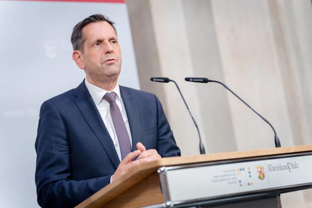 Konferenz der Regierungschefinnen und Regierungschefs, MPK Konferenz der Regierungschefinnen und Regierungschefs der Länder, Berlin, Bundesrat, MPK Ministerpräsident, Olaf Lies Berlin Berlin GER
