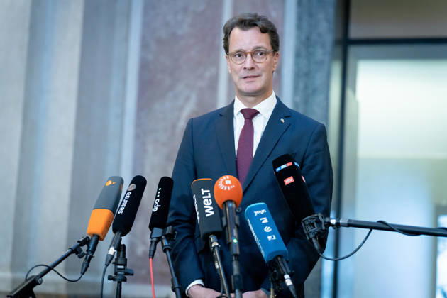 Konferenz der Regierungschefinnen und Regierungschefs, MPK Konferenz der Regierungschefinnen und Regierungschefs der Länder, Berlin, Bundesrat, MPK Ministerpräsident, Hendrik Wüst Berlin Berlin GER