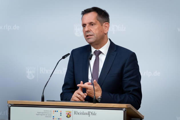Konferenz der Regierungschefinnen und Regierungschefs, MPK Konferenz der Regierungschefinnen und Regierungschefs der Länder, Berlin, Bundesrat, MPK Ministerpräsident, Olaf Lies Berlin Berlin GER