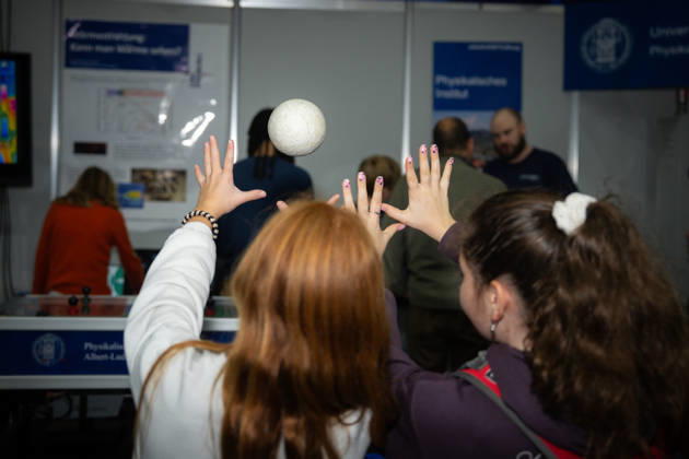 Science Days, Europa Park, Rust, Baden Württemberg, Deutschland, 22.10.2026, Wissenschaft, Forschung, Technik, Naturwissenschaften, Experimente, Mitmachangebote, Bildung, Wissensvermittlung, Veranstaltung Rust Europa Park Baden-Württemberg Deutschland Copyright: xFINLEYxMÖRCHx