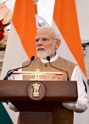 Press Statements by the Prime Ministers of India and Poland New Delhi, Oct 22 (ANI): Prime Minister Narendra Modi speaks during the Joint Press Statement with his Polish counterpart Donald Tusk (unseen) at Hyderabad House, in New Delhi on Thursday. (DPR PMO ANI Photo) New Delhi Delhi India Copyright: xANIx ANI_20261022210