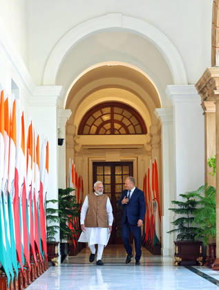 RECORD DATE NOT STATED Poland PM Donald Tusk in India New Delhi, Oct 22 (ANI): Prime Minister Narendra Modi and Polish Prime Minister Donald Tusk at Hyderabad House for bilateral talks, in New Delhi on Thursday. (@narendramodi X ANI Photo) New Delhi Delhi India Copyright: xANIx ANI_20261022374