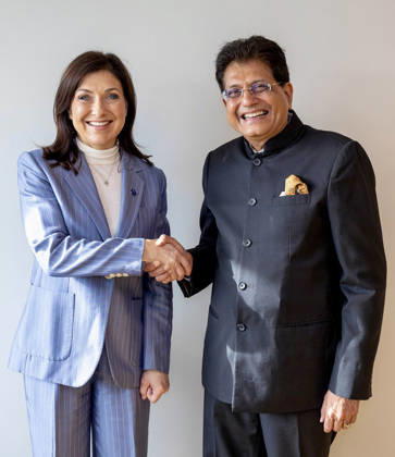 News Bilder des Tages RECORD DATE NOT STATED Union Minister Piyush Goyal meets Germany s Federal Minister for Economic Affairs and Energy, Katherina Reiche New Delhi, Oct 22 (ANI): Union Commerce and Industry Minister Piyush Goyal meets Germany s Federal Minister for Economic Affairs and Energy, Katherina Reiche, in New Delhi on Thursday. (@PiyushGoyal X ANI Photo) New Delhi Delhi India Copyright: xANIx ANI_20261022381