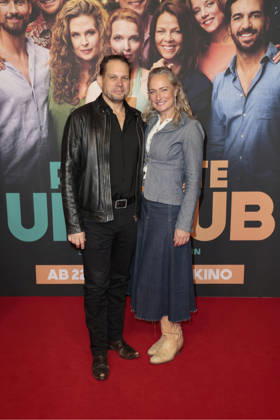 Bjoern Geske and Eva Mona Rodekirchen during the premiere of Der perfekte Urlaub at Zoo Palast on October 22, 2026 in Berlin, Germany Der Perfekte Urlaub Premiere in Berlin, Germany