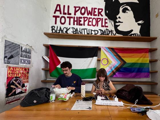 October 22, 2026, Naples, Italy: NAPLES, ITALY OCTOBER 22, 2026: Students of the Collettivo autorganizzato universitario (CAU, the Self-Organised University Collective), together with Ecologia Politica Napoli (Ecopol), are occupying the Porta di Massa site of the University of Naples Federico II, which they took over on October 21. Francesco, a spokesperson for the collective, said: We are occupying our site against high rents, against the cost of living and for a right to study that is truly possible for everyone. A banner at the entrance presents the occupation as a step towards the October 30 general strike. The occupation came as the university announced that, from October 22 and until further notice, ordinary teaching would mov - ZUMAq101 20261022_zna_q101_103 Copyright: xAlessiaxCoccax