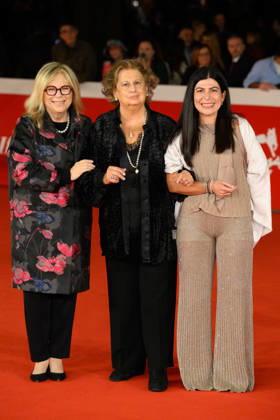 News - Rome Film Fest 2026 - Day 10 Rita dal Chiesa, Maria Falcone and Chiara Colosimo attends the red carpet Un Atto d™Amore Premiere during the 21th Rome Film Fest at Auditorium Parco della Musica on October 22, 2026 in Rome, Italy. Rome Auditorium Parco della Musica Ennio Morricone Italy Copyright: xFabrizioxCorradettix xLiveMediax LPN_2763931
