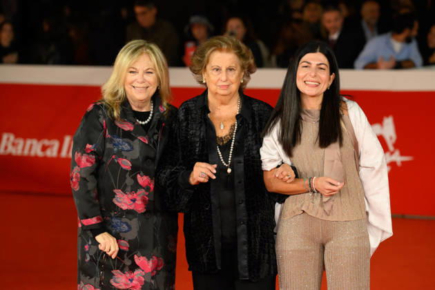 Entertainment Bilder des Tages News - Rome Film Fest 2026 - Day 10 Rita dal Chiesa, Maria Falcone and Chiara Colosimo attends the red carpet Un Atto d™Amore Premiere during the 21th Rome Film Fest at Auditorium Parco della Musica on October 22, 2026 in Rome, Italy. Rome Auditorium Parco della Musica Ennio Morricone Italy Copyright: xFabrizioxCorradettix xLiveMediax LPN_2763932