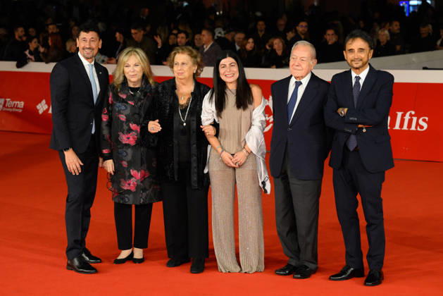 News - Rome Film Fest 2026 - Day 10 (L-R) Salvatore Vacchi, Rita dalla Chiesa, Maria Falcone, Chiara Colosimo, Giampaolo Letta and Vincenzo di Fresco attends the red carpet Un Atto d™Amore Premiere during the 21th Rome Film Fest at Auditorium Parco della Musica on October 22, 2026 in Rome, Italy. Rome Auditorium Parco della Musica Ennio Morricone Italy Copyright: xFabrizioxCorradettix xLiveMediax LPN_2763953