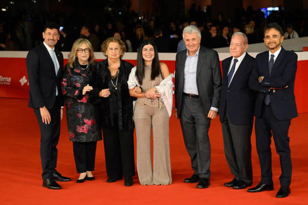 News - Rome Film Fest 2026 - Day 10 L-R) Salvatore Vacchi, Rita dalla Chiesa, Maria Falcone, Chiara Colosimo, Stefano Ribaldi, Giampaolo Letta and Vincenzo di Fresco attends the red carpet Un Atto d™Amore Premiere during the 21th Rome Film Fest at Auditorium Parco della Musica on October 22, 2026 in Rome, Italy. Rome Auditorium Parco della Musica Ennio Morricone Italy Copyright: xFabrizioxCorradettix xLiveMediax LPN_2763955
