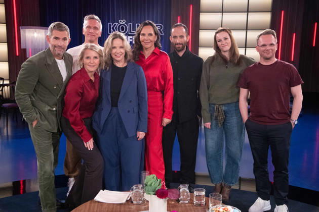 von links: Micky BEISENHERZ, Moderator, Susan LINK, Moderatorin, Bastian Basti CAMPMANN, Saenger der Band Casalla, Ann-Kathrin KRAMER, Schauspielerin, Natascha OCHSENKNECHT, ehem. Model, Igor LEVIT, Pianist, Musiker, Jennifer SPRINGER, Influencerin, Ralf SCHMITZ, Comedian, Schauspieler, zu Gast in der Sendung ,,Koelner Treff,, im WDR Fernsehen, 22.10.2026.