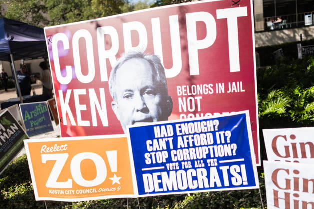 Midterm polling location Illustration - Austin AJ This photo is an illustration of polling location with posters of the differents candidates during the early voting in Texas for the midterm elections in Austin, Texas, United States (USA) on October 22, 2026. Democrat James Talarico is facing Republican and Texas Attorney General Ken Paxton in a race for one of Texas s US Senate seats. No Democrat has won statewide office in the conservative southern state since 1994, and Donald Trump carried Texas by nearly 14 percentage points in the 2024 presidential election. Photo by Alexis Jumeau ABACAPRESS.COM Austin Texas  Copyright: xJumeauxAlexis ABACAx