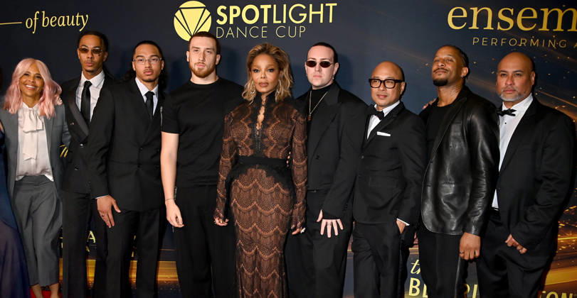 Dancer™s Against Cancer™s Gala of The Stars Laurieann Gibson, Janet Jackson™s dancers and Janet Jackson arriving to the Dancer™s Against Cancer™s Gala of The Stars held at the Beverly Hilton Hotel on October 22, 2026 in Beverly Hills, California. Beverly Hills Beverly Hilton Hotel California USA Copyright: xTammiexArroyo AFF-USA.comx