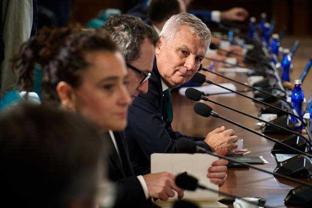 Romanian Government, Cabinet Meeting Bucharest, Romania. 23rd Oct, 2026: Daniel Zamfir, Minister of Economy, Digitalization, Entrepreneurship and Tourism, attends the government meeting at Victoria Palace, the Romanian Government headquarters. Bucharest Romania Copyright: xLucianxAlecux