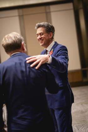 (L-R) Johann Wadephul (CDU), Bundesaussenminister, und Ed Miliband, Aussenminister von Grossbritannien, aufgenommen im Rahmen eines Treffens in Istanbul, 23.10.2026. Fotografiert im Auftrag des Auswaertigen Amtes Istanbul Tuerkei Copyright: xJulianexSonntagx