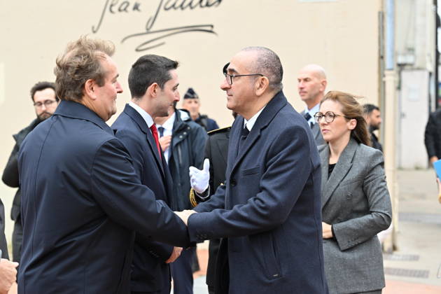 1 killed, 4 injured after gunman opens fire in northern France TRAPPES, FRANCE - OCTOBER 23: French Interior Minister Laurent Nunez arrives at the town hall of Trappes in the Yvelines department near Paris, France on Friday, October 23, 2026. Minister Nunez convened with Trappes Mayor Ali Rabeh and senior police officials near the incident site to review law enforcement measures following a drive-by shooting in Trappes and La Verriere that killed one person and injured four others. Mustafa Yalcin Anadolu Trappes France. Editorial use only. Please get in touch for any other usage.  Copyright: x2026xAnadoluxMustafaxYalcinx