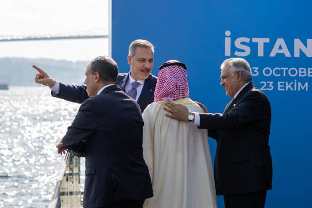 R4 Foreign Ministers Meeting in Istanbul ISTANBUL, TURKIYE - OCTOBER 23: Turkish Foreign Minister Hakan Fidan (2nd L) meets with Pakistani Foreign Minister Muhammad Ishaq Dar (R), Egyptian Foreign Minister Badr Abdelatty (L), and Saudi Arabian Foreign Minister Faisal bin Farhan Al Saud (2nd R) on the sidelines of R4 Foreign Ministers Meeting, bringing together Turkiye, Egypt, Pakistan and Saudi Arabia, hosted by Fidan in Istanbul, Turkiye, on October 23, 2026. Mustafa Hatipoglu Anadolu Istanbul Turkey. Editorial use only. Please get in touch for any other usage.  Copyright: x2026xAnadoluxMustafaxHatipoglux
