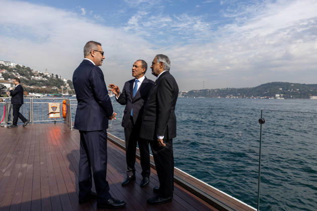 R4 Foreign Ministers Meeting in Istanbul ISTANBUL, TURKIYE - OCTOBER 23: Turkish Foreign Minister Hakan Fidan (L) meets with Pakistani Foreign Minister Muhammad Ishaq Dar (R), Egyptian Foreign Minister Badr Abdelatty (C), and Saudi Arabian Foreign Minister Faisal bin Farhan Al Saud (not seen) on the sidelines of R4 Foreign Ministers Meeting, bringing together Turkiye, Egypt, Pakistan and Saudi Arabia, hosted by Fidan in Istanbul, Turkiye, on October 23, 2026. Mustafa Hatipoglu Anadolu Istanbul Turkey. Editorial use only. Please get in touch for any other usage.  Copyright: x2026xAnadoluxMustafaxHatipoglux