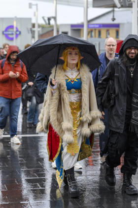 October 23, 2026, London, London, UK: London, UK. Visitors dressed as characters arrive at the London MCM Comic Con held at the Excel venue. The event is the UK s largest pop culture fan convention, celebrating comic books, movies, TV shows, anime, manga, video games, sci-fi, and fantasy. London UK - ZUMAl94_ 20261023_zaf_l94_084 Copyright: xRayxTangx