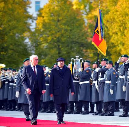 October 23, 2026, Pakistan: President of Pakistan Asif Ali Zardari and German President Frank-Walter Steinmeier Attend Welcome Ceremony in Berlin Pakistan  - ZUMAas3_ 20261023_zaf_as3_035 Copyright: xPPIx