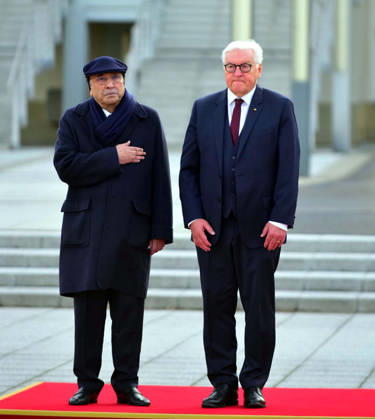 RECORD DATE NOT STATED President of Pakistan, Asif Ali Zardari and German President, Frank-Walter Steinmeier standing in respect of the National Anthems of Pakistan Germany during the welcome ceremony held in Berlin on Friday, October 23, 2026. (PPI Images). EDITORIAL USE ONLY Copyright: xx SA-ZM-231026x ppiphotos490635