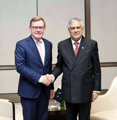Deputy Prime Minister Foreign Minister of Pakistan Senator Mohammad Ishaq Dar Meets Federal Minister for Foreign Affairs of Germany Johann Wadephul in Istanbul ISTANBUL, TURKEY - 23-Oct-2026: Deputy Prime Minister and Foreign Minister of Pakistan, Senator Mohammad Ishaq Dar, met with Johann Wadephul, Federal Minister for Foreign Affairs of Germany, in Istanbul on Friday. The diplomatic engagement underscores the importance of fostering bilateral relations between Pakistan and Germany, focusing on enhancing cooperation in various sectors. The meeting, set against a formal diplomatic backdrop, is indicative of both nations commitment to strengthening ties and addressing mutual interests. Such high-level discussions are pivotal in navigating Copyright: xThexnewsxpiecexprovidedxdoesxnotxmentionxaxspecificxauthorxname.x