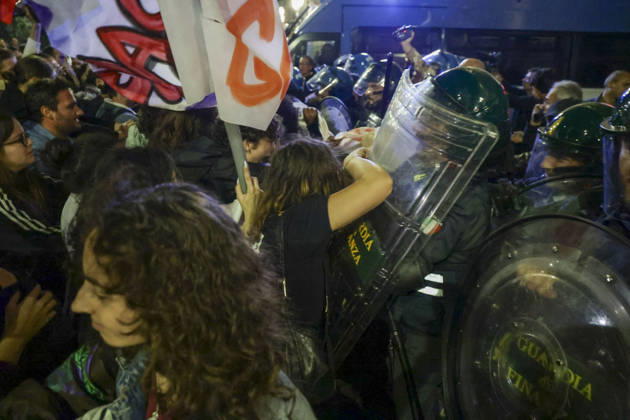 Protesters Clash with Police in Naples Students, trade union members and activists from Potere al Popolo take part in a demonstration against the rising cost of living in Piazza Municipio. Clashes between demonstrators and police break out during the protest. ABP18658 Copyright: xAntonioxBalascox