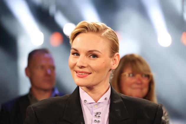 Rosalie Thomass, Schauspielerin, zu Gast in der NDR Talk Show, Fototermin am 23.10.2026 im Fernsehstudio Hamburg-Lokstedt vor der Sendung im 3. Programm des NDR Fernsehen