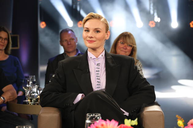 Rosalie Thomass, Schauspielerin, zu Gast in der NDR Talk Show, Fototermin am 23.10.2026 im Fernsehstudio Hamburg-Lokstedt vor der Sendung im 3. Programm des NDR Fernsehen