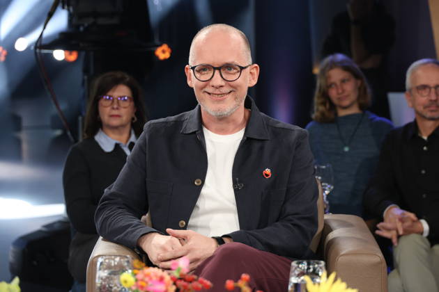 Martin Reinl, Puppenspieler, zu Gast in der NDR Talk Show, Fototermin am 23.10.2026 im Fernsehstudio Hamburg-Lokstedt vor der Sendung im 3. Programm des NDR Fernsehen