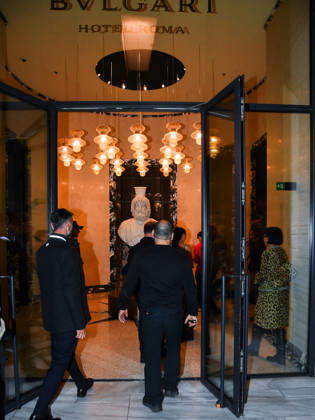 Kim Kardashian Arrives at the Bulgari Boutique - Rome Kim Kardashian arrives at the Bulgari boutique on Via Condotti, during the Rome Film Festival, in Rome, Italy, on October 23, 2026. Photo by Vincenzo Landi IPA ABACAPRESS.COM Rome Italy  Copyright: xIPA ABACAx