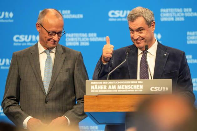 Markus Söder, CSU-Vorsitzender, Bayerischer Ministerpräsident, nach der Rede von Friedrich Merz, Bundeskanzler, CDU, beim CSU-Parteitag, Messe München, 24. Oktober 2026 Deutschland, München, 24. Oktober 2026, Markus Söder, CSU-Vorsitzender, Bayerischer Ministerpräsident, nach der Rede von Friedrich Merz, Bundeskanzler, CDU, beim CSU-Parteitag am 23. und 24. Oktober 2026 in der Messe München, Politiker, Bayern