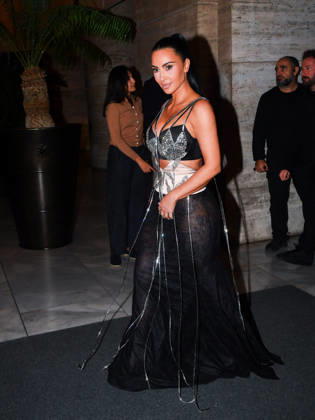 Kim Kardashian Arrives at the Bulgari Boutique - Rome Kim Kardashian arrives at the Bulgari boutique on Via Condotti, during the Rome Film Festival, in Rome, Italy, on October 23, 2026. Photo by Vincenzo Landi IPA ABACAPRESS.COM Rome Italy  Copyright: xIPA ABACAx