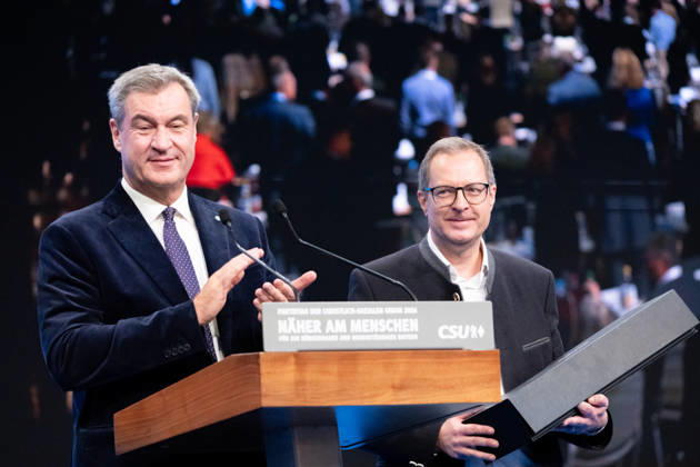 Tag 2, Parteitag 2026 der Partei CSU (Christlich-Soziale-Union) in der Messe München. Ministerpräsident Dr. Markus Söder und Generalsekretär Martin Huber zusammen auf der Bühne