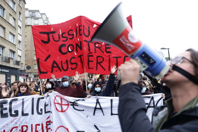 Demonstrators gather near Porte d Italie amid ongoing protests in Paris PARIS, FRANCE - OCTOBER 24: Demonstrators gather near Porte d Italie in Paris, France, on October 24, 2026, during a demonstration amid ongoing social and political tensions in France. Ibrahim Ezzat Anadolu Paris France. Editorial use only. Please get in touch for any other usage.  Copyright: x2026xAnadoluxIbrahimxEzzatx