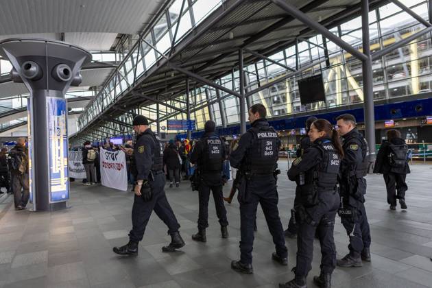 October 24, 2026, Schkeuditz, Saxony, Germany: SCHKEUDITZ, GERMANY OCTOBER 24, 2026: Demonstrators take part in a protest against deportations at Leipzig Halle Airport as part of a nationwide day of action against deportations and deportation detention. The protest focuses particularly on charter deportation flights to Afghanistan. Schkeuditz Germany - ZUMAq101 20261024_zna_q101_018 Copyright: xMariaxCastrox