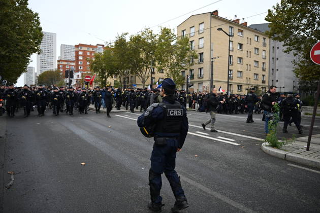 Demonstrators gather near Porte d Italie amid ongoing protests in Paris PARIS, FRANCE - OCTOBER 24: Demonstrators gather near Porte d Italie in southern Paris, chanting slogans ahead of planned marches, while security forces closely monitor the area in Paris, France, on October 24, 2026. Mouneb Taim Anadolu Paris France. Editorial use only. Please get in touch for any other usage.  Copyright: x2026xAnadoluxMounebxTaimx