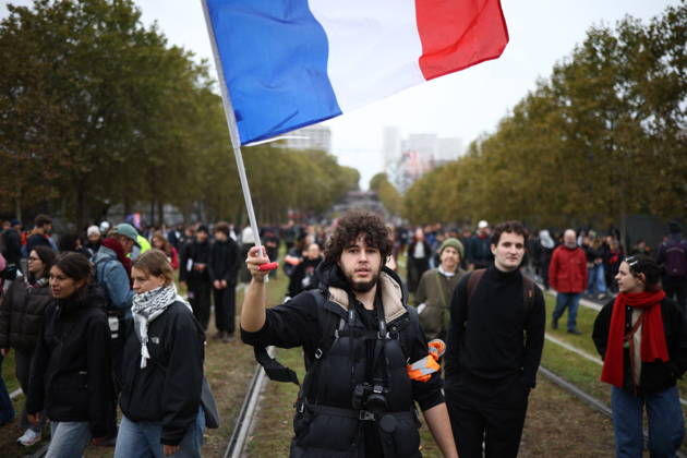 Yellow Vests Protest Act II - Paris Demonstration in favor of purchasing power, the protection of public services, and fiscal and social justice, in Paris on October 24, 2026 as part of a nationwide call for mobilisation bringing together former members of the Yellow Vest movement, labor unions, high school and university students. Photo by Raphael Lafargue ABACAPRESS.COM Paris France  Copyright: xLafarguexRaphael ABACAx