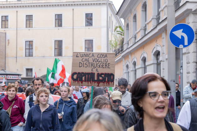IPA90113073 - Italy Out of the War Rally in Rome  Copyright: xMatteoxNardonex xMatteoxNardonex IPA90113073