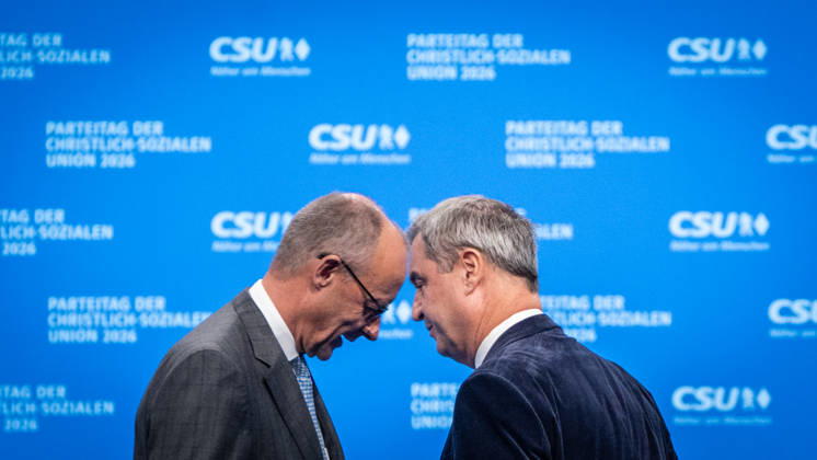 Bundeskanzler Friedrich Merz mit dem CSU-Parteivorsitzenden Markus Söder auf dem Parteitag;Parteitag der CSU in München, München Bayern Deutschland Messegelände München