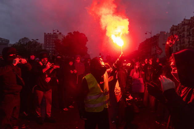 Demonstrators clash with police near Porte de Vincennes amid ongoing protests in Paris PARIS, FRANCE - OCTOBER 24: Demonstrators clash with police near Porte de vincennes during a demonstration amid ongoing social and political tensions in Paris, France, on October 24, 2026. Police take security measures during the protests. Ibrahim Ezzat Anadolu Paris France. Editorial use only. Please get in touch for any other usage.  Copyright: x2026xAnadoluxIbrahimxEzzatx