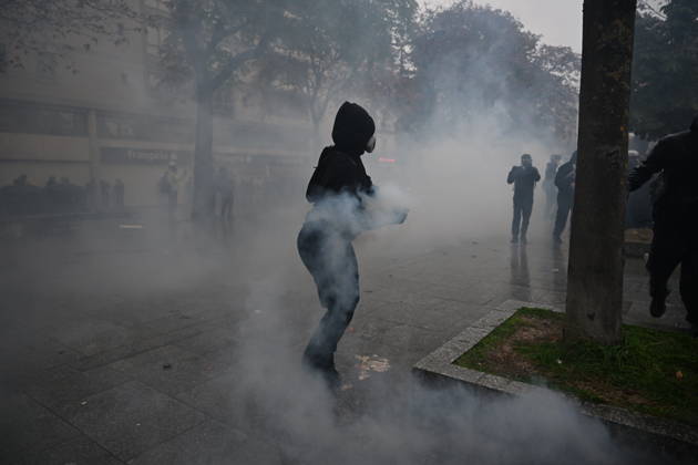 Police intervene in demonstrators amid ongoing protests in Paris PARIS, FRANCE - OCTOBER 24: Demonstrators carrying banners, gather during a demonstration amid ongoing social and political tensions in Paris, France, on October 24, 2026. Police take security measures during the protests. Mouneb Taim Anadolu Paris France. Editorial use only. Please get in touch for any other usage.  Copyright: x2026xAnadoluxMounebxTaimx
