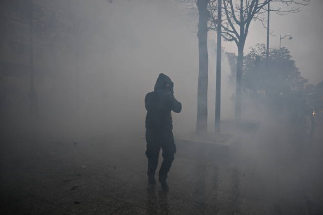 Police intervene in demonstrators amid ongoing protests in Paris PARIS, FRANCE - OCTOBER 24: Police intervene in protesters as demonstrators carrying banners, gather during a demonstration amid ongoing social and political tensions in Paris, France, on October 24, 2026. Mouneb Taim Anadolu Paris France. Editorial use only. Please get in touch for any other usage.  Copyright: x2026xAnadoluxMounebxTaimx
