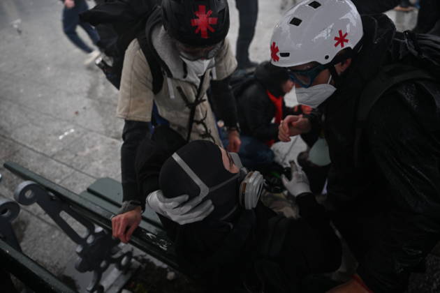 Police intervene in demonstrators amid ongoing protests in Paris PARIS, FRANCE - OCTOBER 24: Police intervene in protesters as demonstrators carrying banners, gather during a demonstration amid ongoing social and political tensions in Paris, France, on October 24, 2026. Mouneb Taim Anadolu Paris France. Editorial use only. Please get in touch for any other usage.  Copyright: x2026xAnadoluxMounebxTaimx